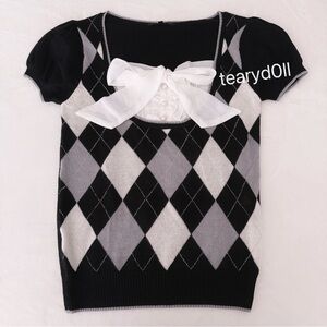 horror protagonist milkmaid blouse